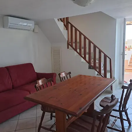 Casa Palmarola